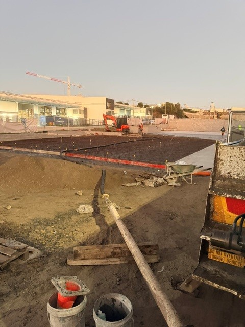Large concrete slab pour